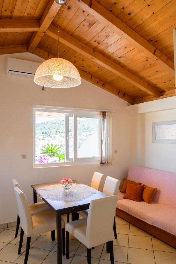 Apartment II Radisic Beautiful View Вис Экстерьер фото