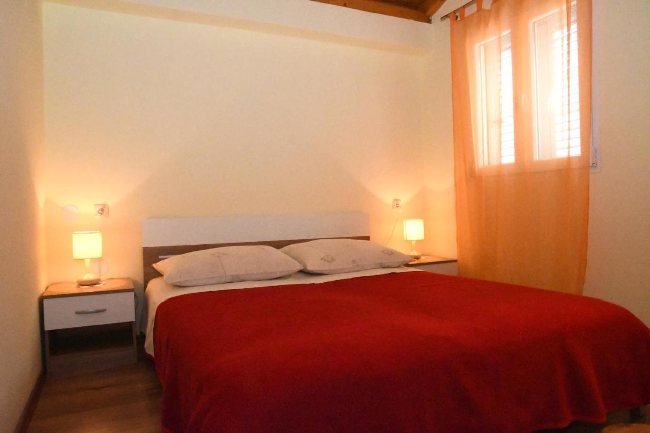 Apartment II Radisic Beautiful View Вис Экстерьер фото